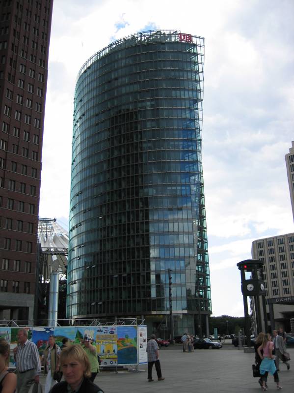 Potsdammer Platz - Deutsche Bahn Building