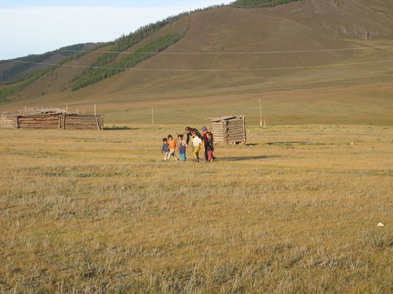 Day 5: Evelyn leads the kids to the stupa