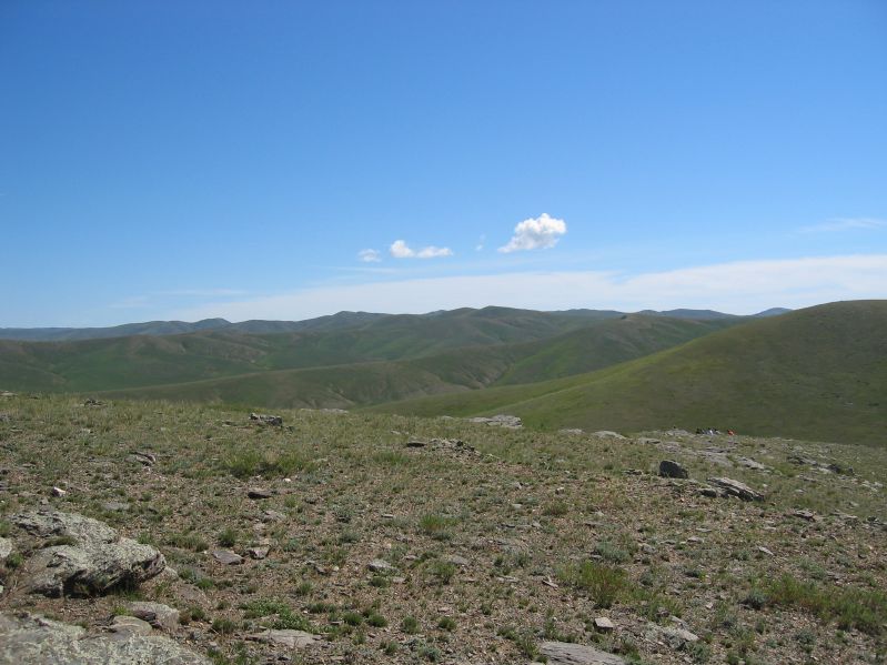 Hiking to the Tourist Camp