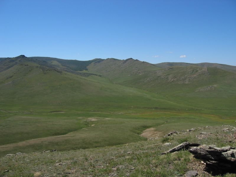 Hiking to the Tourist Camp