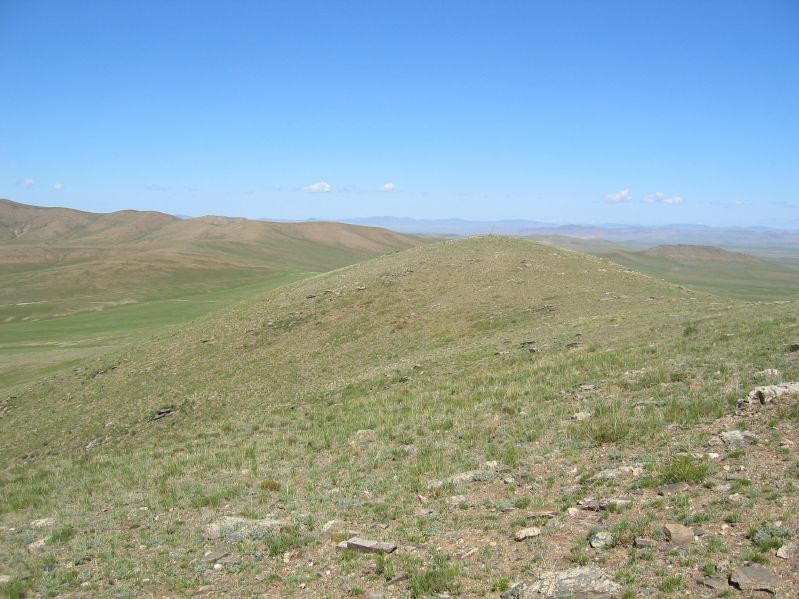 Hiking to the Tourist Camp
