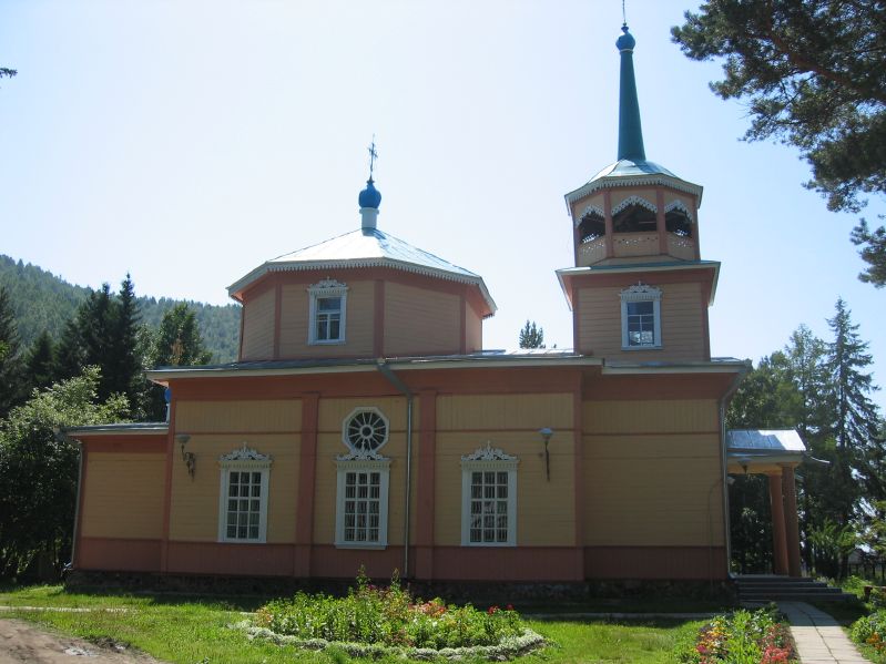 Listvjanka - Old Church