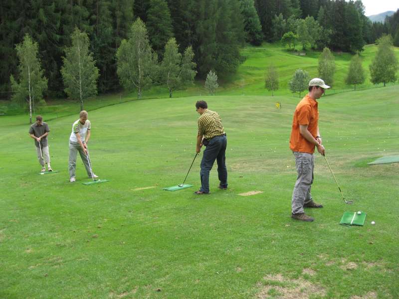 Golf taster course