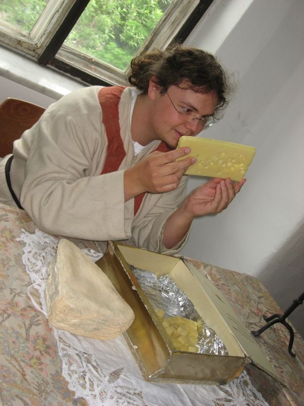 Priest of Almrupp praying