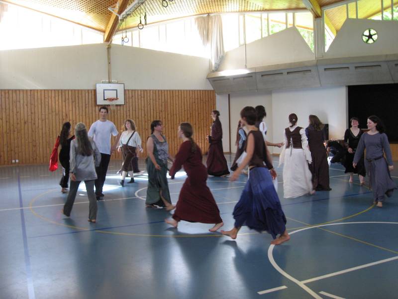 Circle dancing