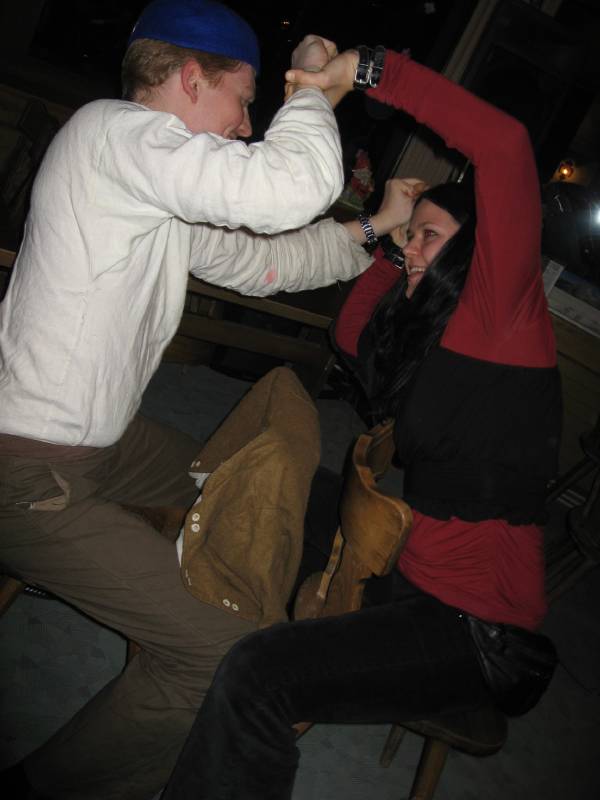 Elason fighting