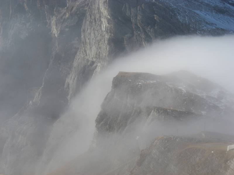 Gemmi in the mist