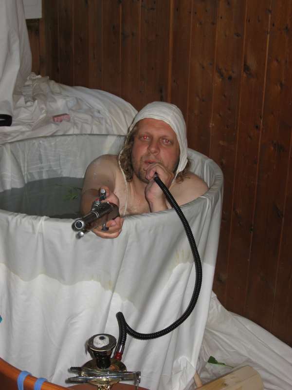 The merchant in the bathtub