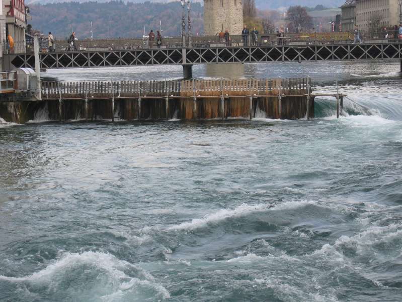 Water Spikes, Lucerne