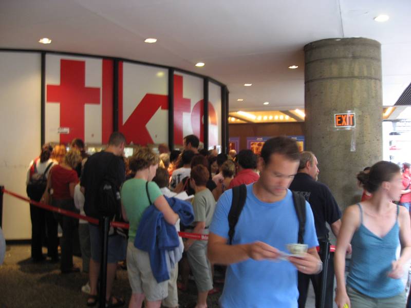 Waiting for 1/2-price Tickets for Broadway shows