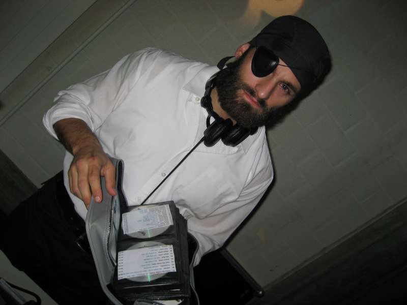 DJ Thomas