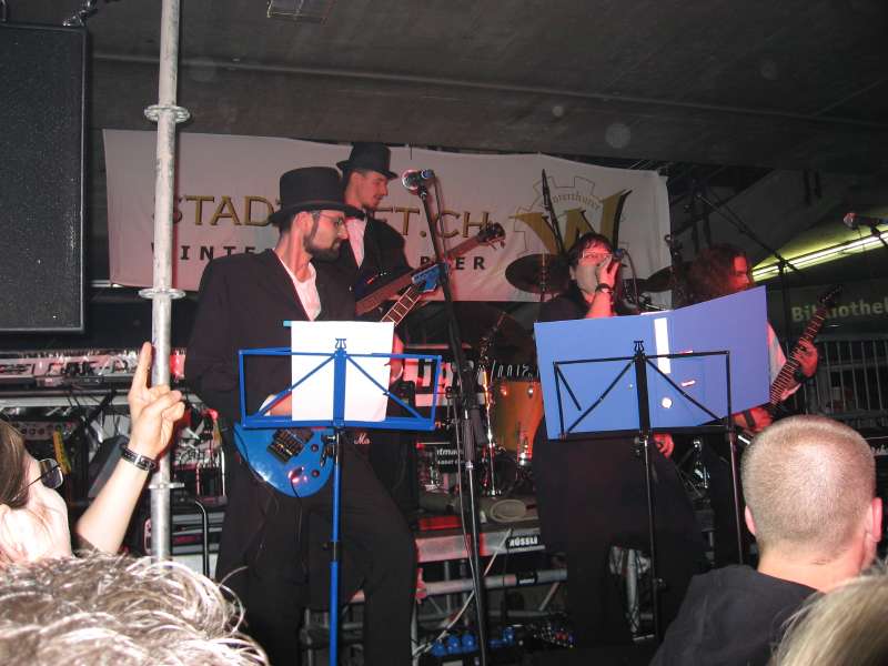 Frackband: Katja on the Vocals